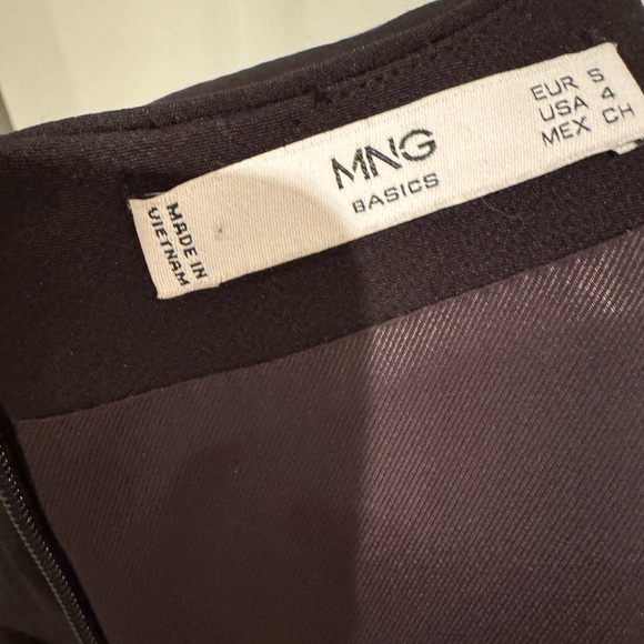 MNG Basic NWOT Black Sheath Dress - Picture 4 of 5